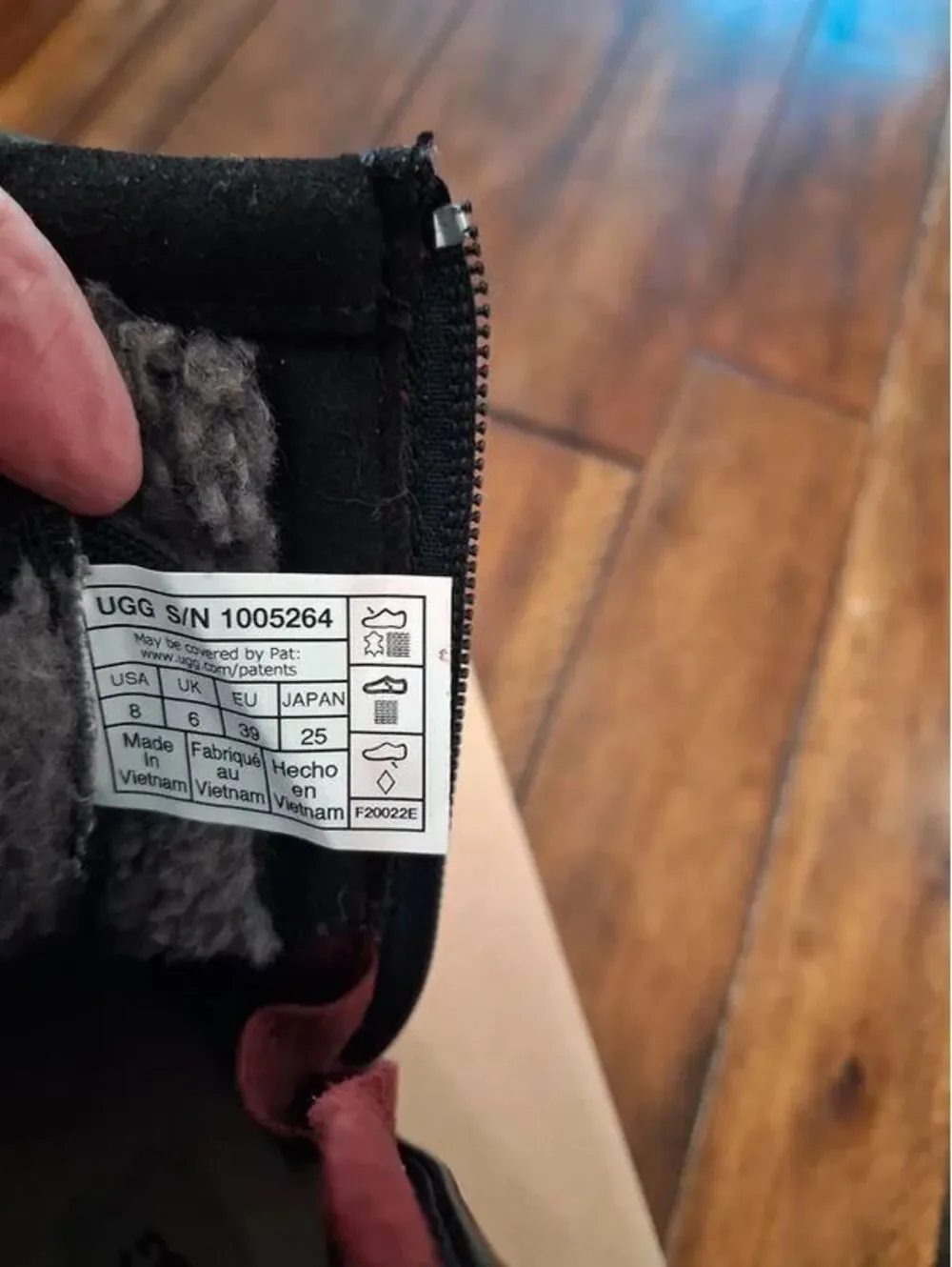 New UGG Women’s Black Leather & Wool-Lined Combat Boots – Size 8